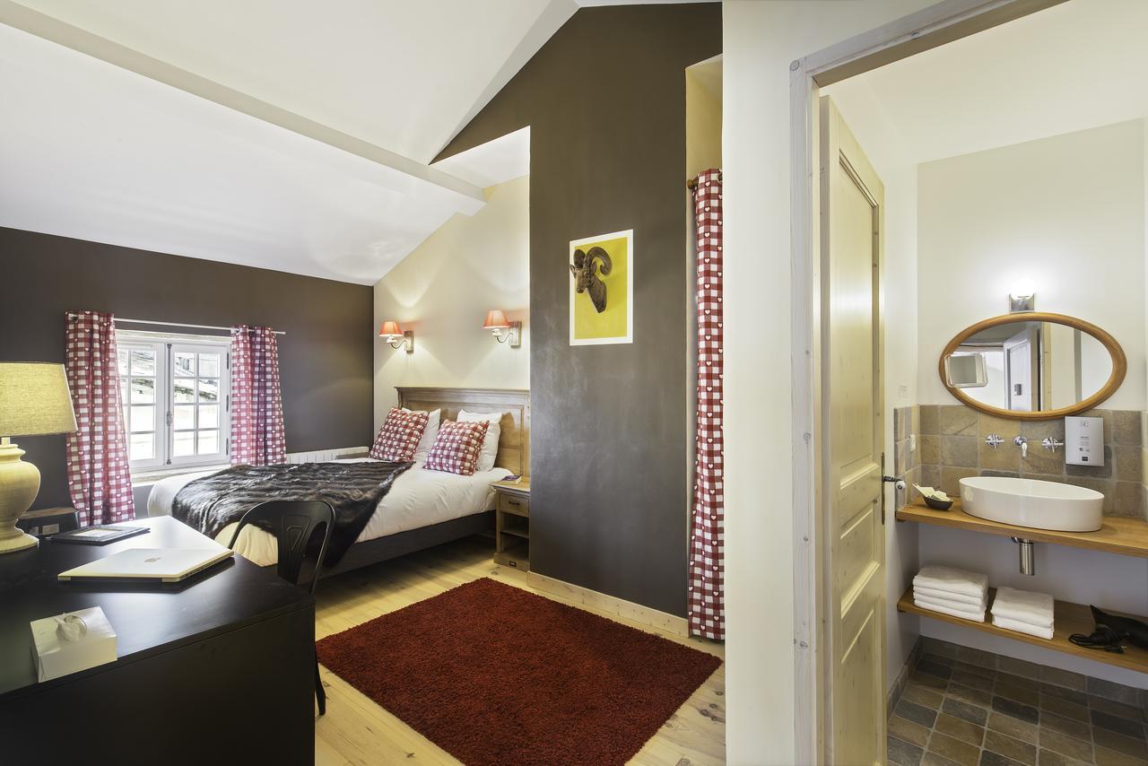 Logis Hotel La Benoite Salles-Arbuissonnas-en-Beaujolais Bagian luar foto